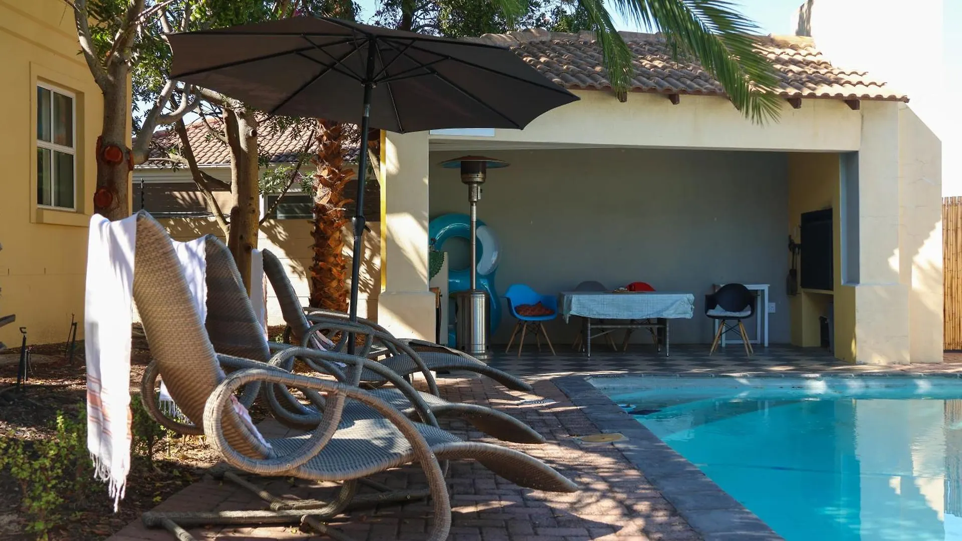 Big Five Apartement Somerset West Güney Afrika
